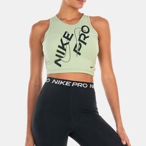 Nike Women's Green Crop Top Used size Large in good condition